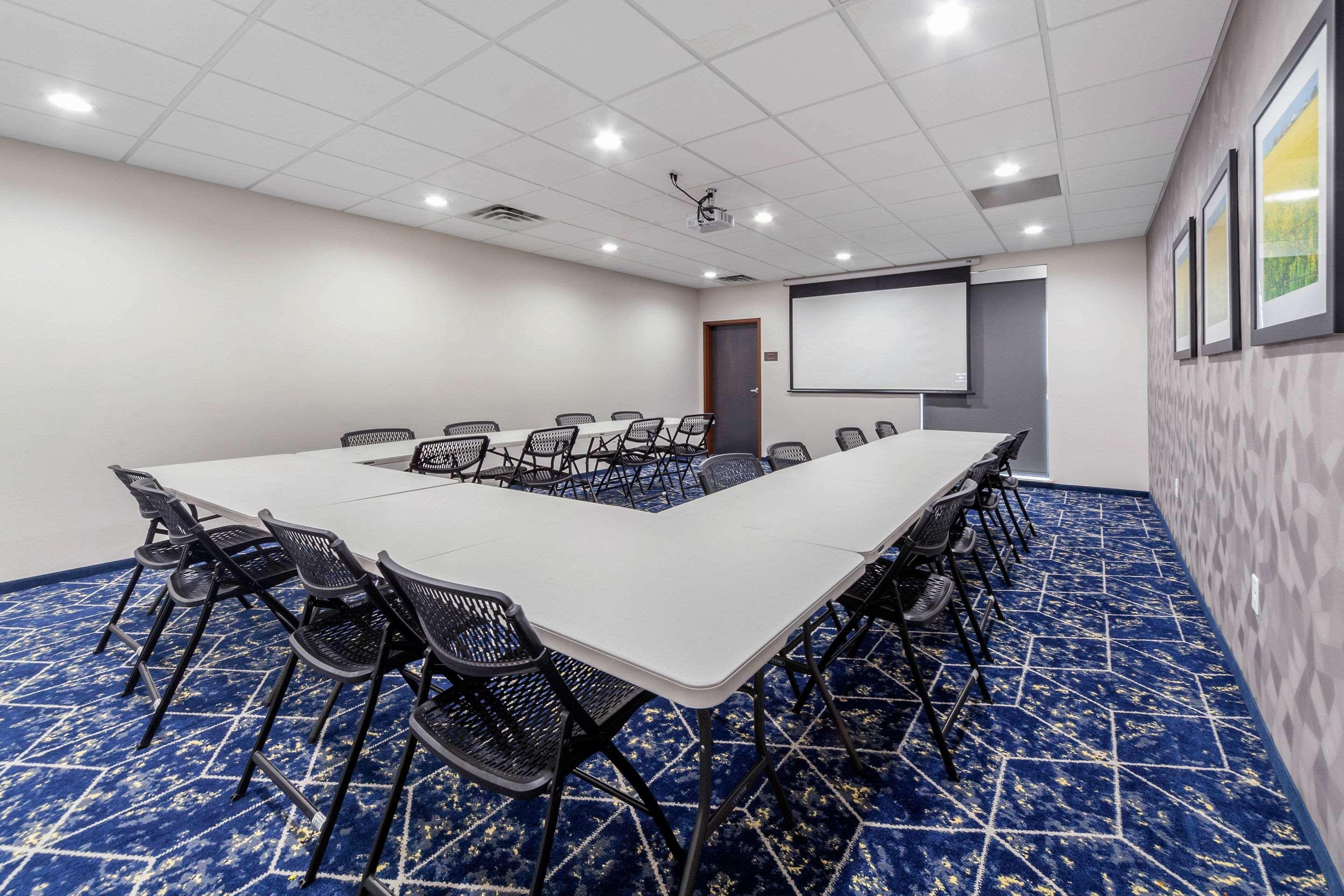 Comfort Inn & Suites Oklahoma City South I-35 Екстериор снимка