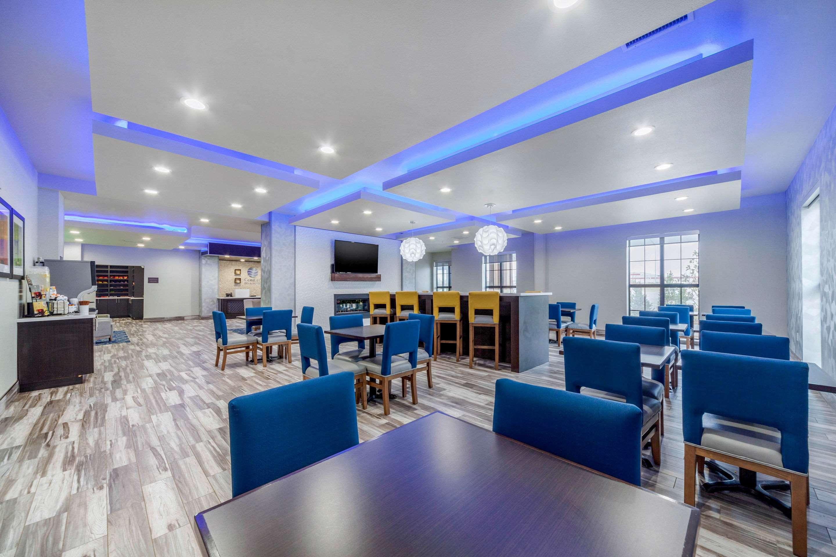Comfort Inn & Suites Oklahoma City South I-35 Екстериор снимка